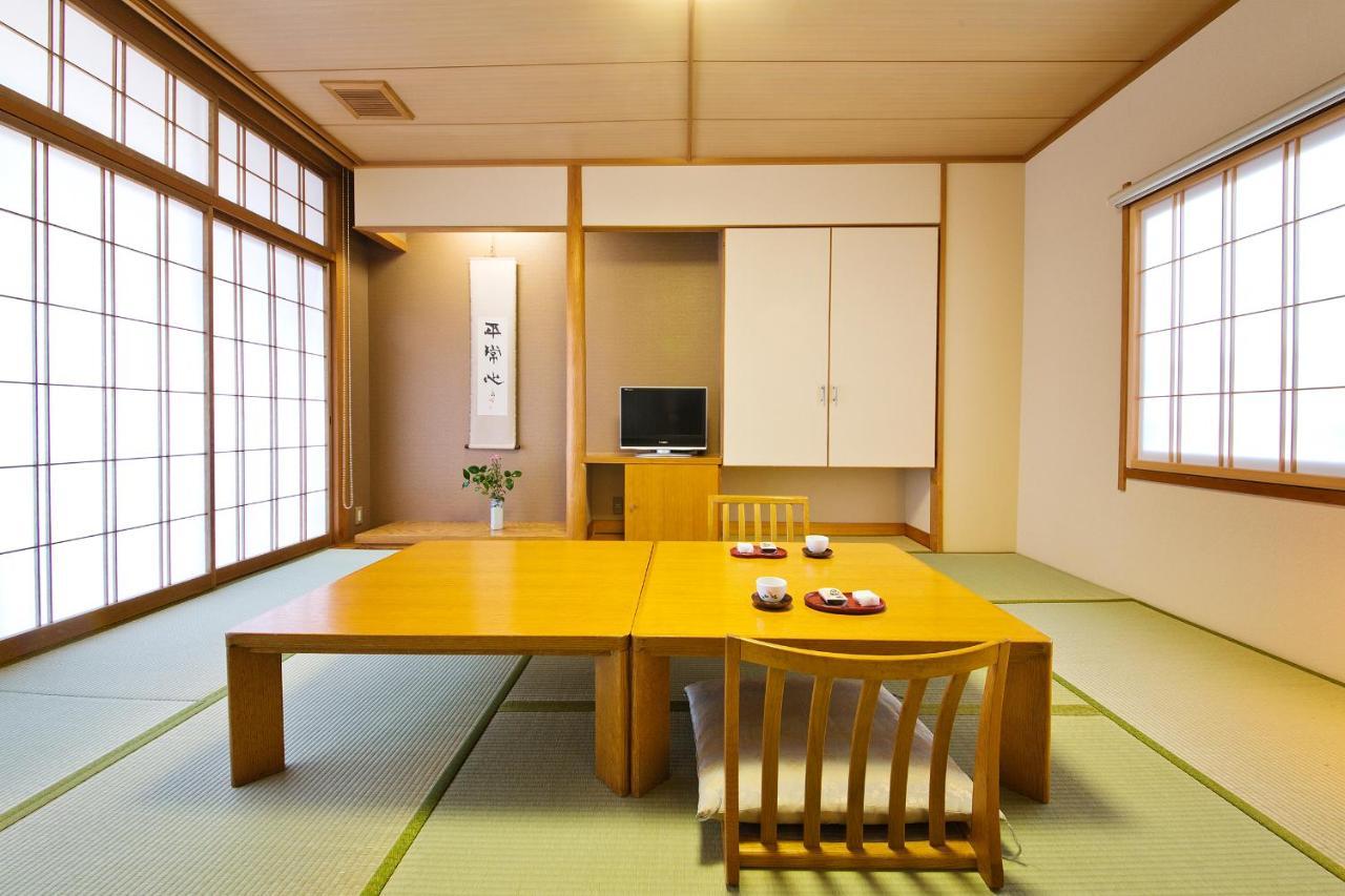 Hotel Honjin Hiranoya Annex Takayama  Zewnętrze zdjęcie
